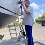 Philipp beim Polieren