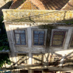 Ruinen unter der Brücke