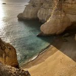 zum Strand geht's steil runter