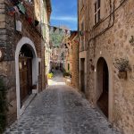 Flaggendeko in Fornalutx