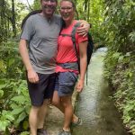 Man passt auch zu zweit auf die Mauer