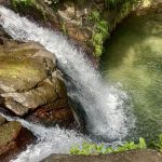 Blick von oben auf den Wasserfall