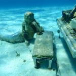 Meerjungfrau am Klavier